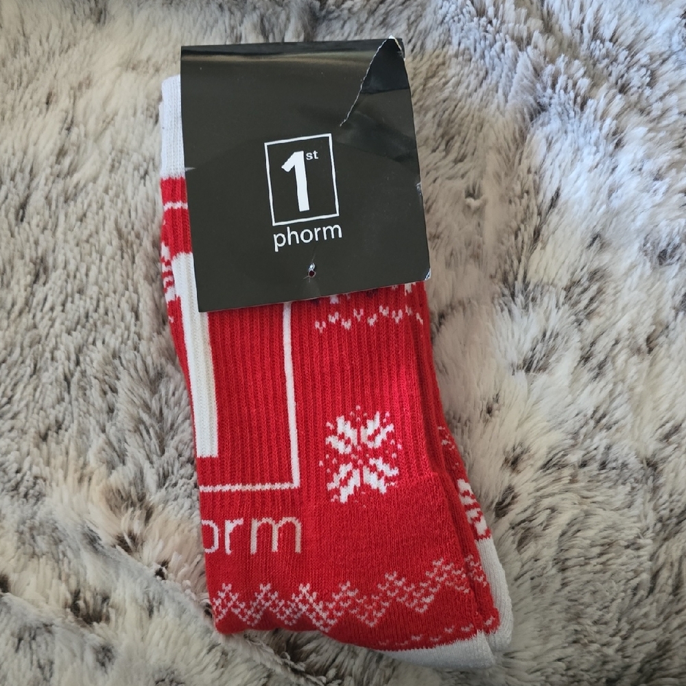 Red 1stPhorm Holiday Knit Socks with White Snowflake Pattern